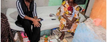 Remise du soutien financier du FER Côte d'Ivoire aux Mères Courageuses